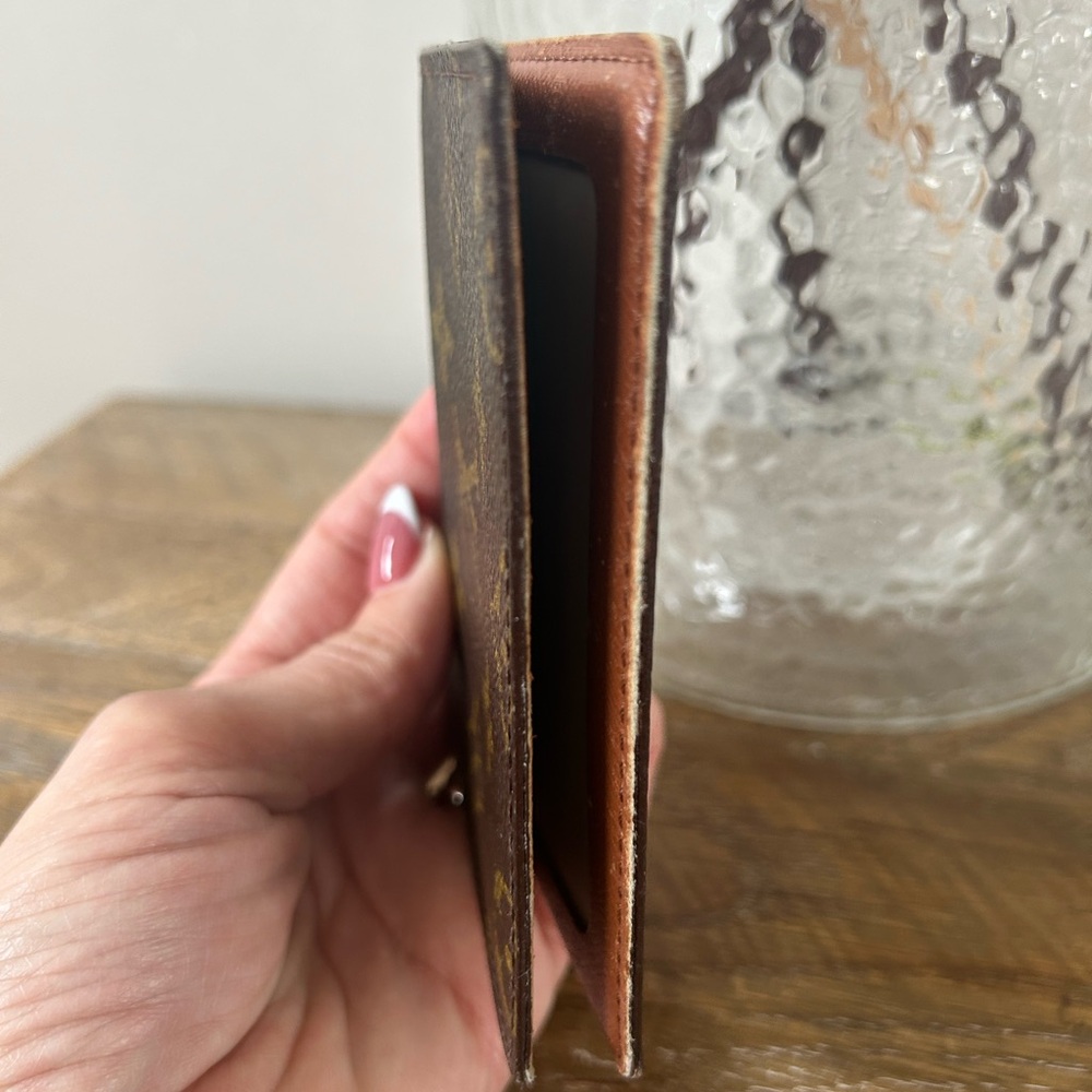 Authentic Louis Vuitton Monogram Porto 2 Carte Vertical Card Case - Picture 4 of 7